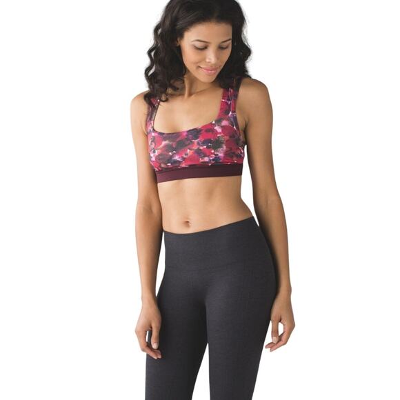 Lululemon Splendour Bra Poppy Petals Berry Rumble Multi Black Sports Yoga 4 EUC - Picture 4 of 8